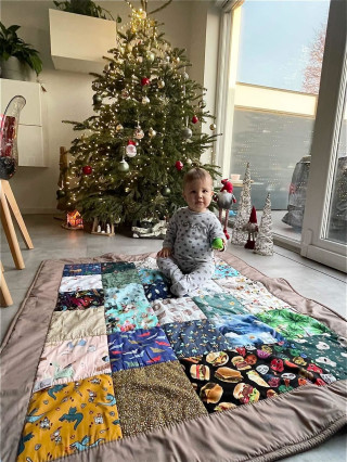 blanket image
